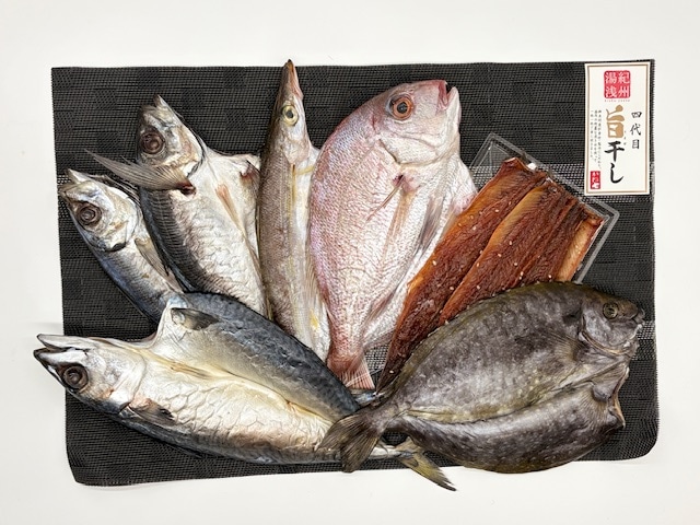 干物 鮮魚問屋の前浜干物　大セット ６種８枚