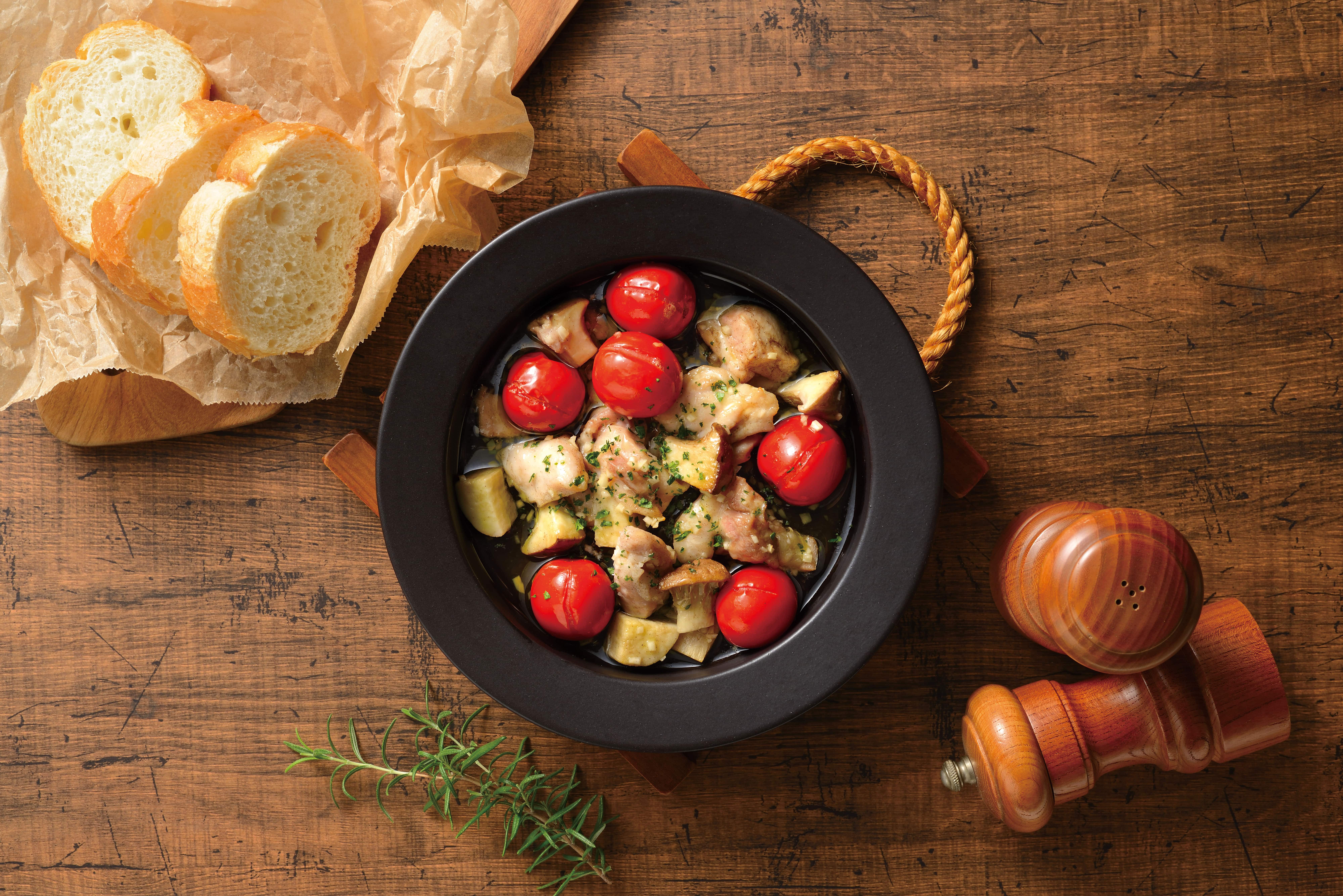 <マジカリーノ>レンジで発熱する皿20cm