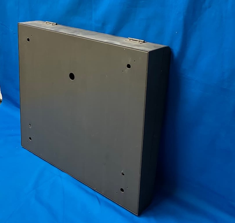 【JR西日本公式】電気子時計A(弁天町駅)南口改札内