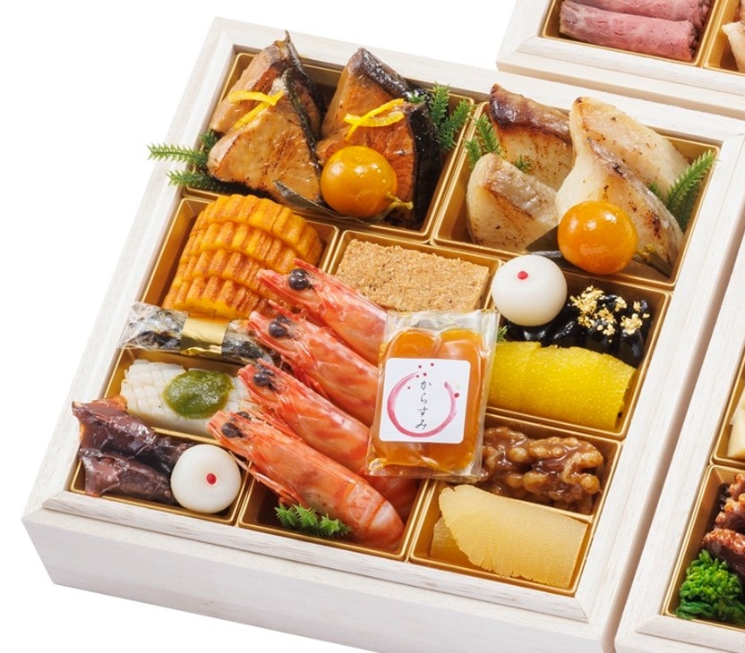  [千里山荘]おせち料理 和三段重 (4人前)