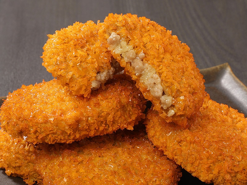 近江牛総菜詰合せ 揚げ物3種類各２個とハンバーグ２個