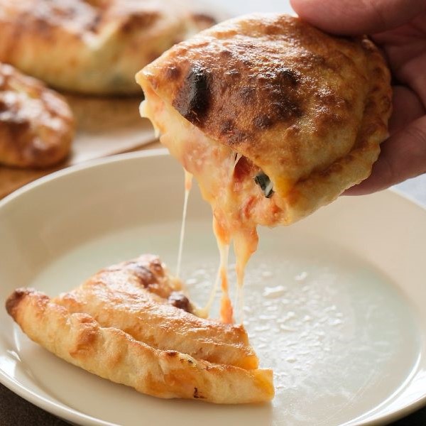 つつんで”たすカル”ツォーネ 18個入り