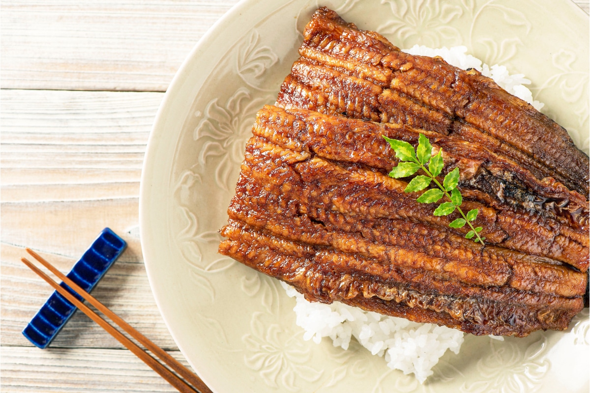 国産うなぎ蒲焼き 熟撰 2尾セット【化粧箱入り】 原体サイズ400g前後(蒲焼き1本あたり190g~220g前後)真空パック