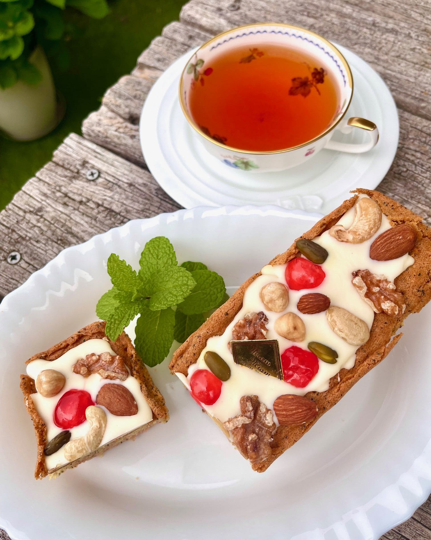 リンゴと紅茶の香るパウンドケーキ