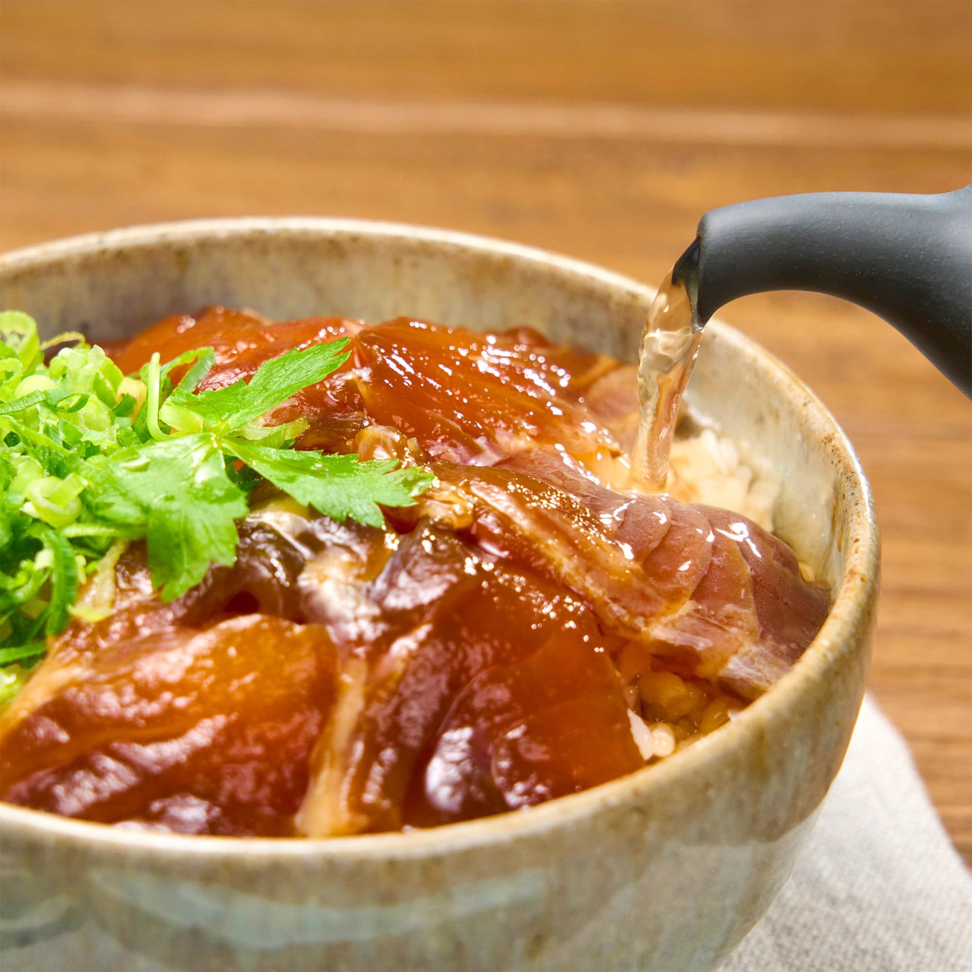 【送料無料】 profish「本クエ」海鮮丼の具セット（5パック）