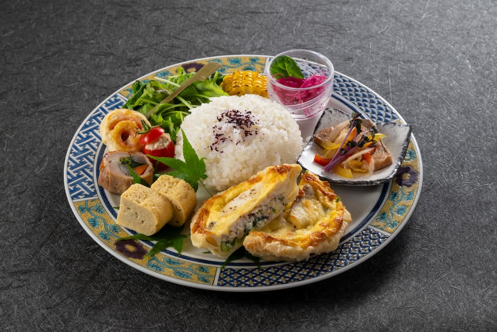 ふんわり白身魚の贅沢キッシュ