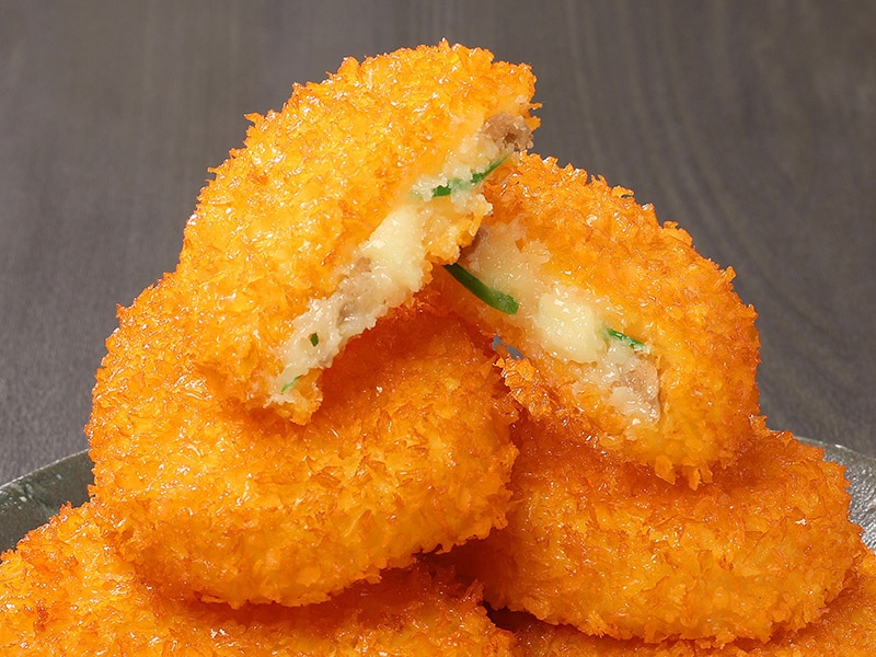 近江牛総菜詰合せ 揚げ物3種類各２個とハンバーグ２個