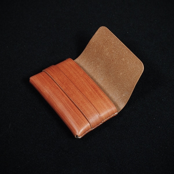 長濱レザーのカードケース【TABA】