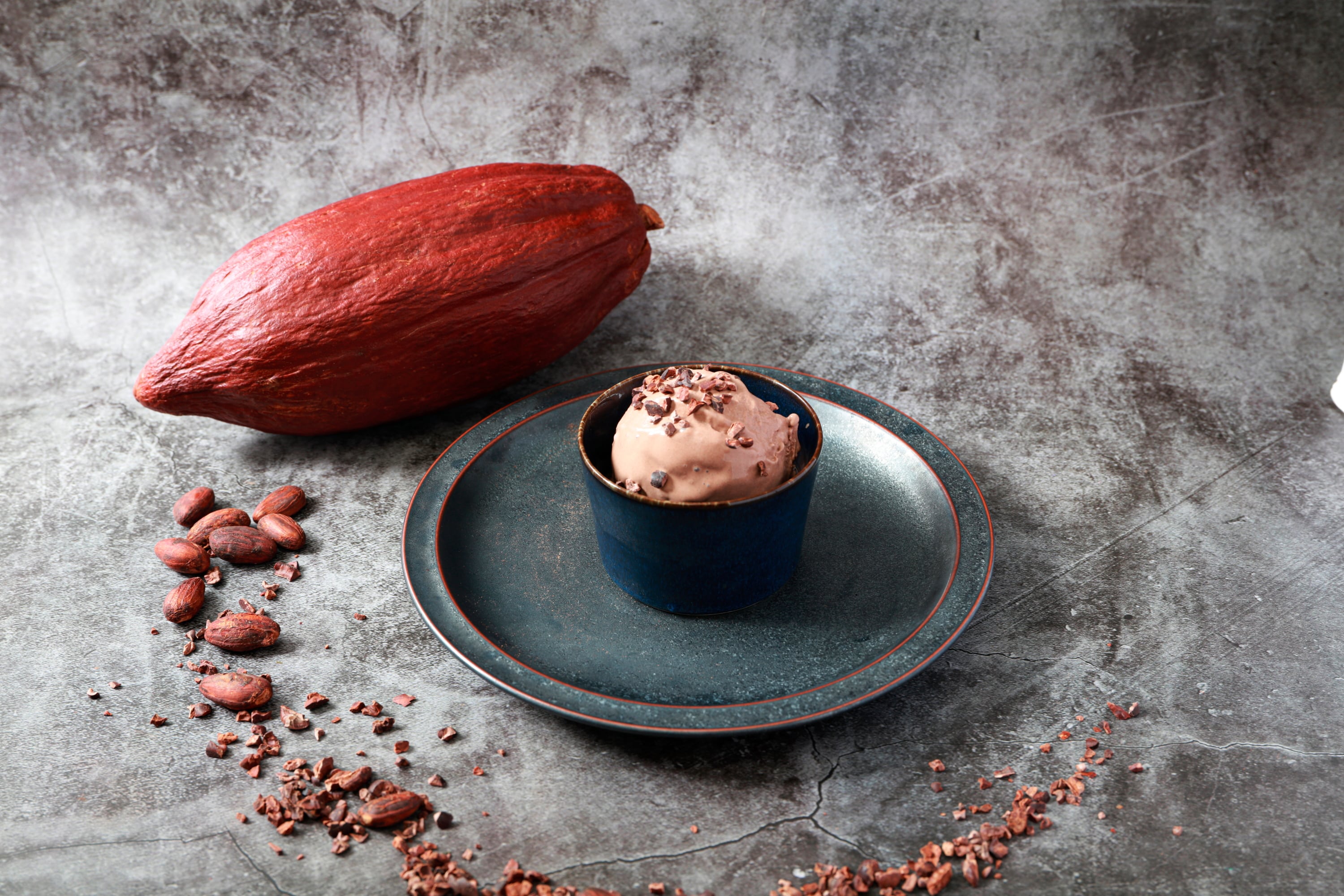 スイーツ ザグザグ食感のカカオニブチョコレートアイス 8個