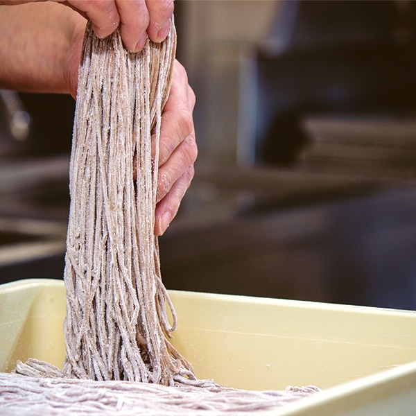 倉敷本町たかきびそば（乾麺）つゆ付き