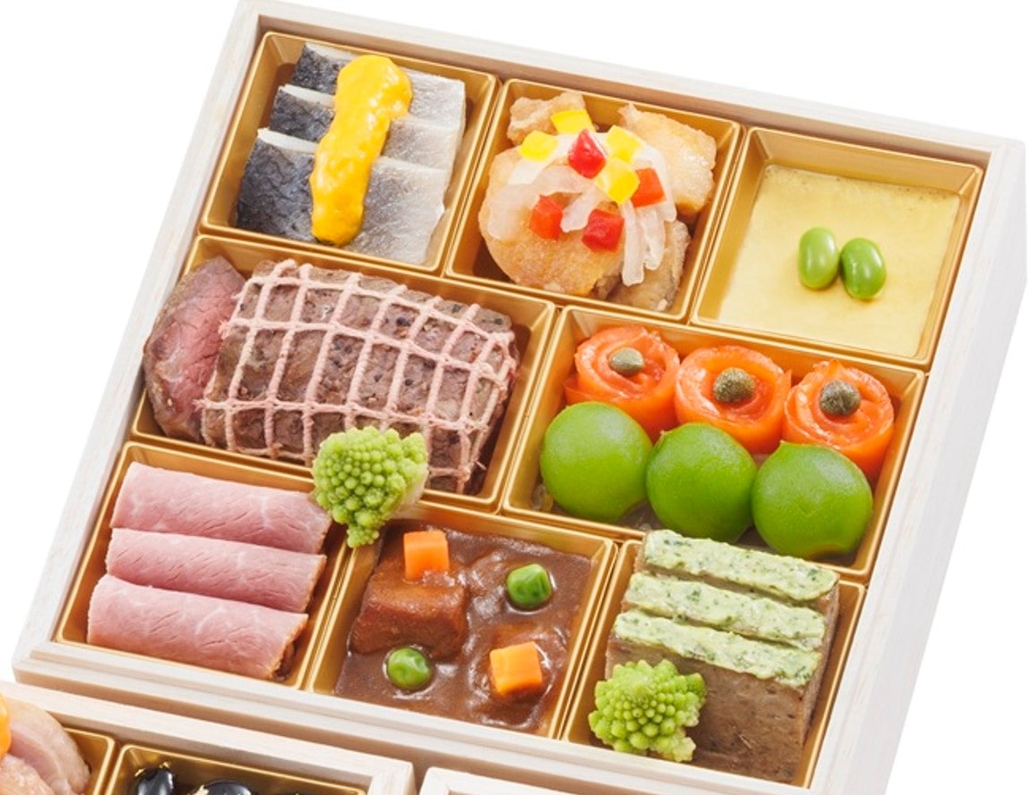  [千里山荘]おせち料理 和洋三段重 (2～3人前)
