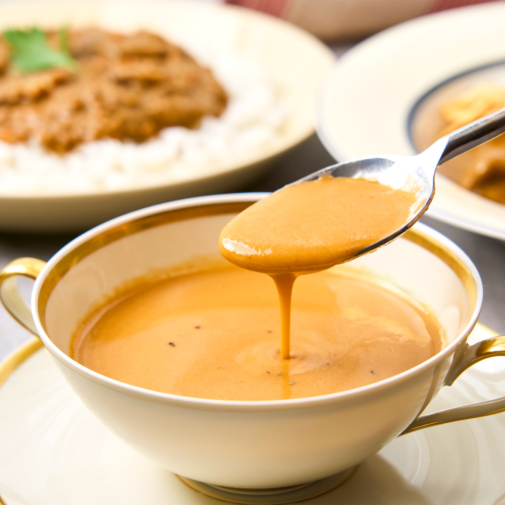 六角堂キッチン詰め合せ（ビーフカレー/キーマカレー/甘エビの濃厚ビスク/クラムチャウダー）計4個