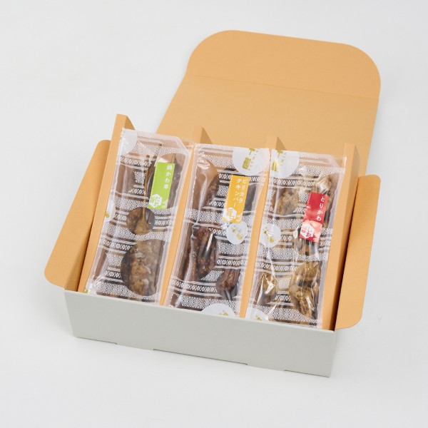 唐十　プレミアムセットC【ピリカラチキンバー旨口160g、鶏かわ串旨だれ7本(112g)、とりかわ旨しお100g】 プレミアムセットC