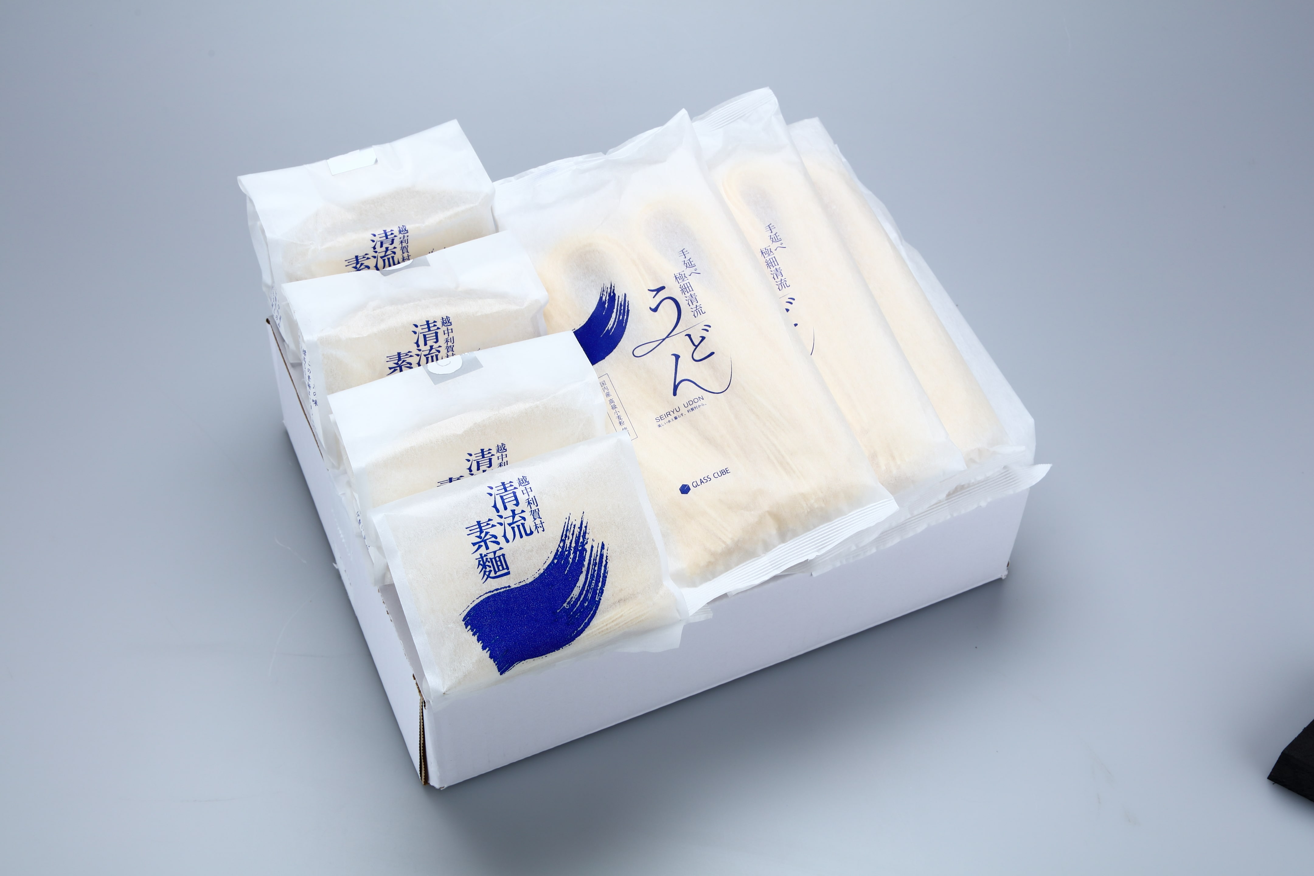 【社割限定】手延べ清流素麺4袋・手延べ極細清流うどん4袋白段ボール
