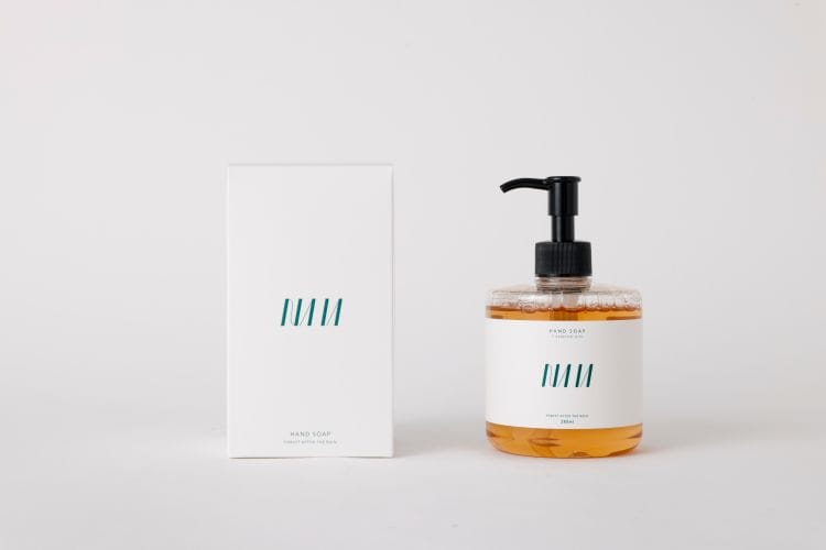 モイストハンドソープ　雨上がりの森の香り