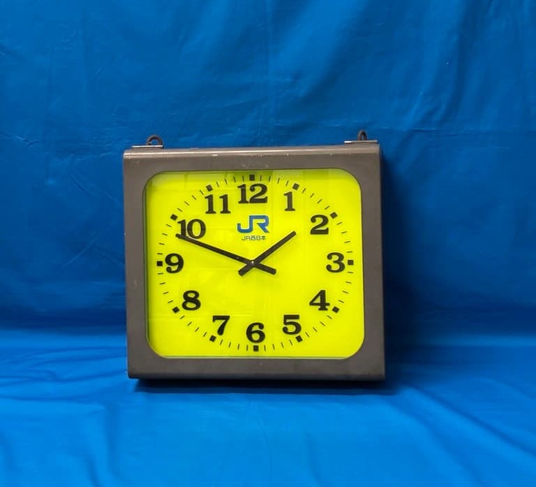 【JR西日本公式】電気子時計C(弁天町駅)南口改札