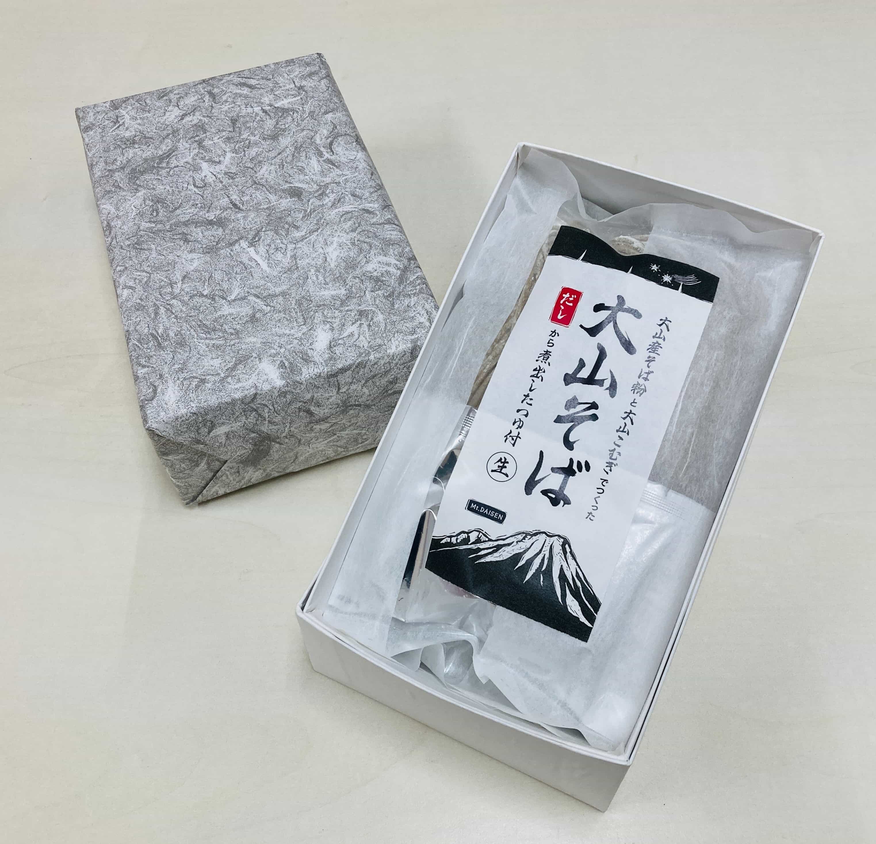 大山産そば粉と大山こむぎ粉でつくった大山そば 3食セット