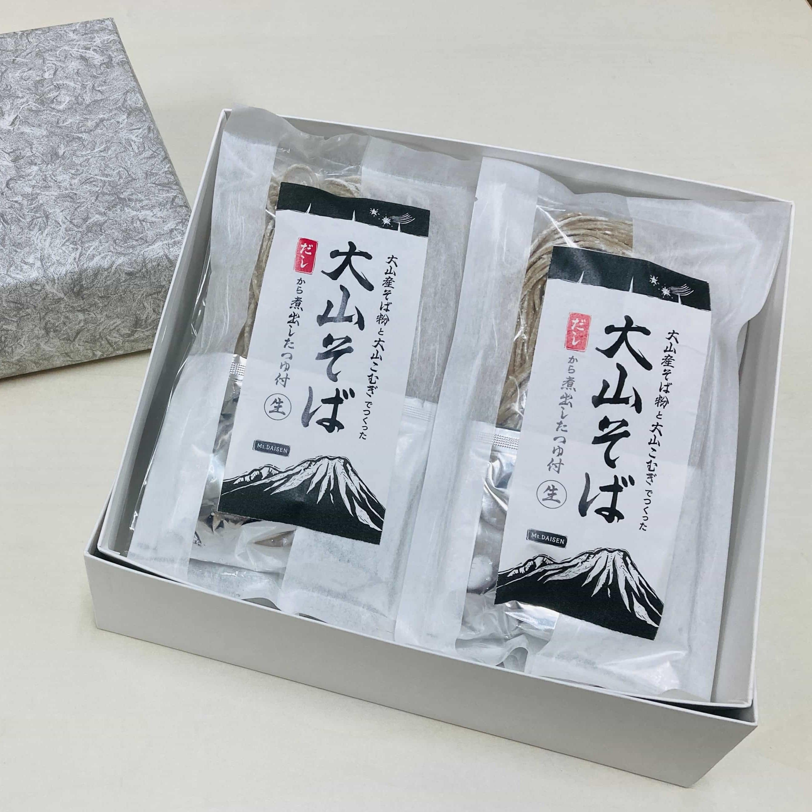 大山産そば粉と大山こむぎ粉でつくった大山そば 6食セット