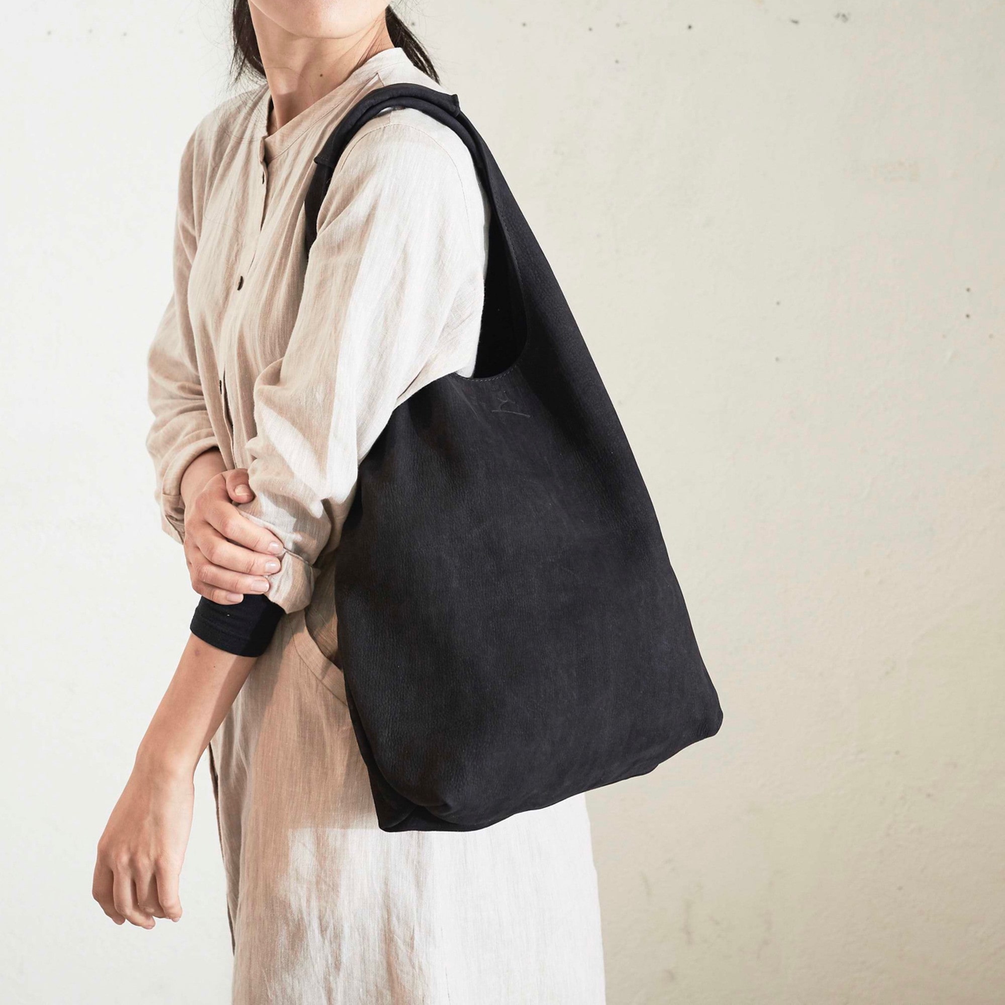 ENISICA(エニシカ) トートバッグ ジビエ鹿革二シカバッグ 古墨(こぼく) 1個