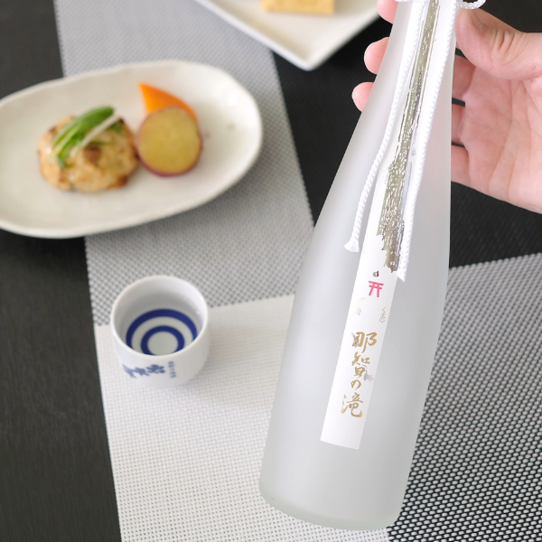 日本酒 純米酒那智の滝 500ml